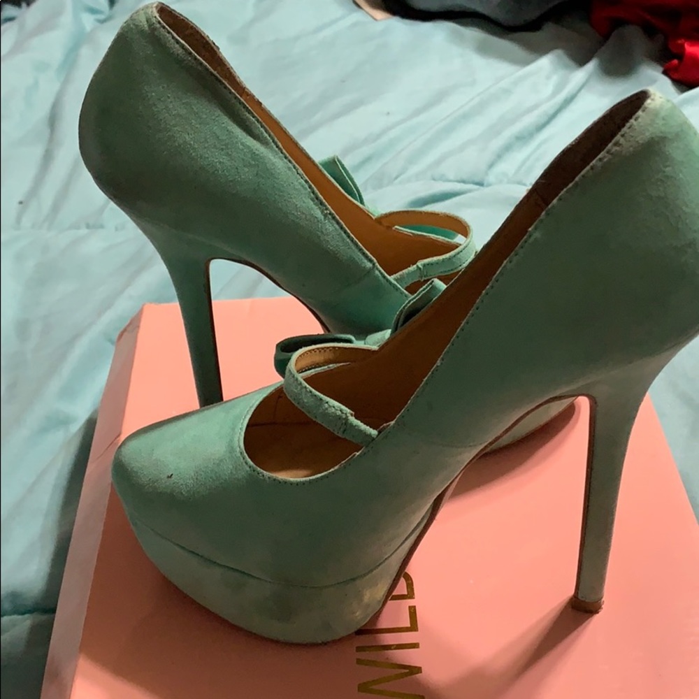 Women’s shoes